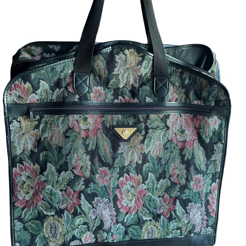 Verdi Hanging  Garment Luggage Bag, Floral Tapestry, Front Zipper Pocket.